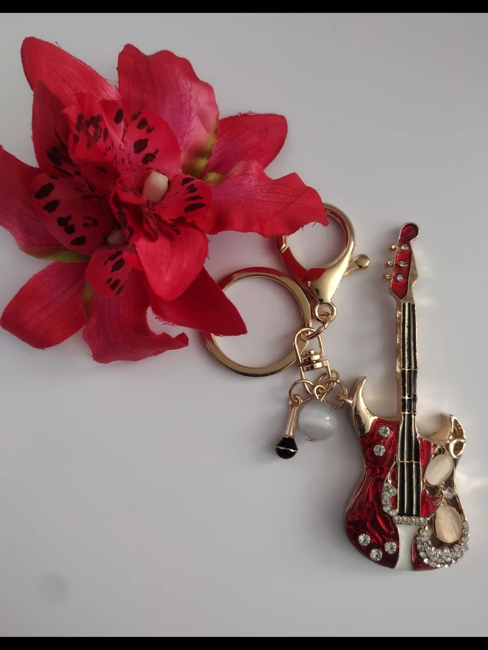 Red Guitar Enamel Keychain Charm - Fashionable Women’s Accessory